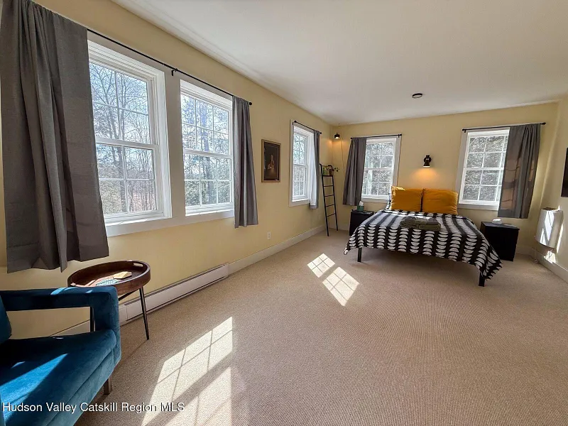 2211 W Hubbell Hill Road Photo 24