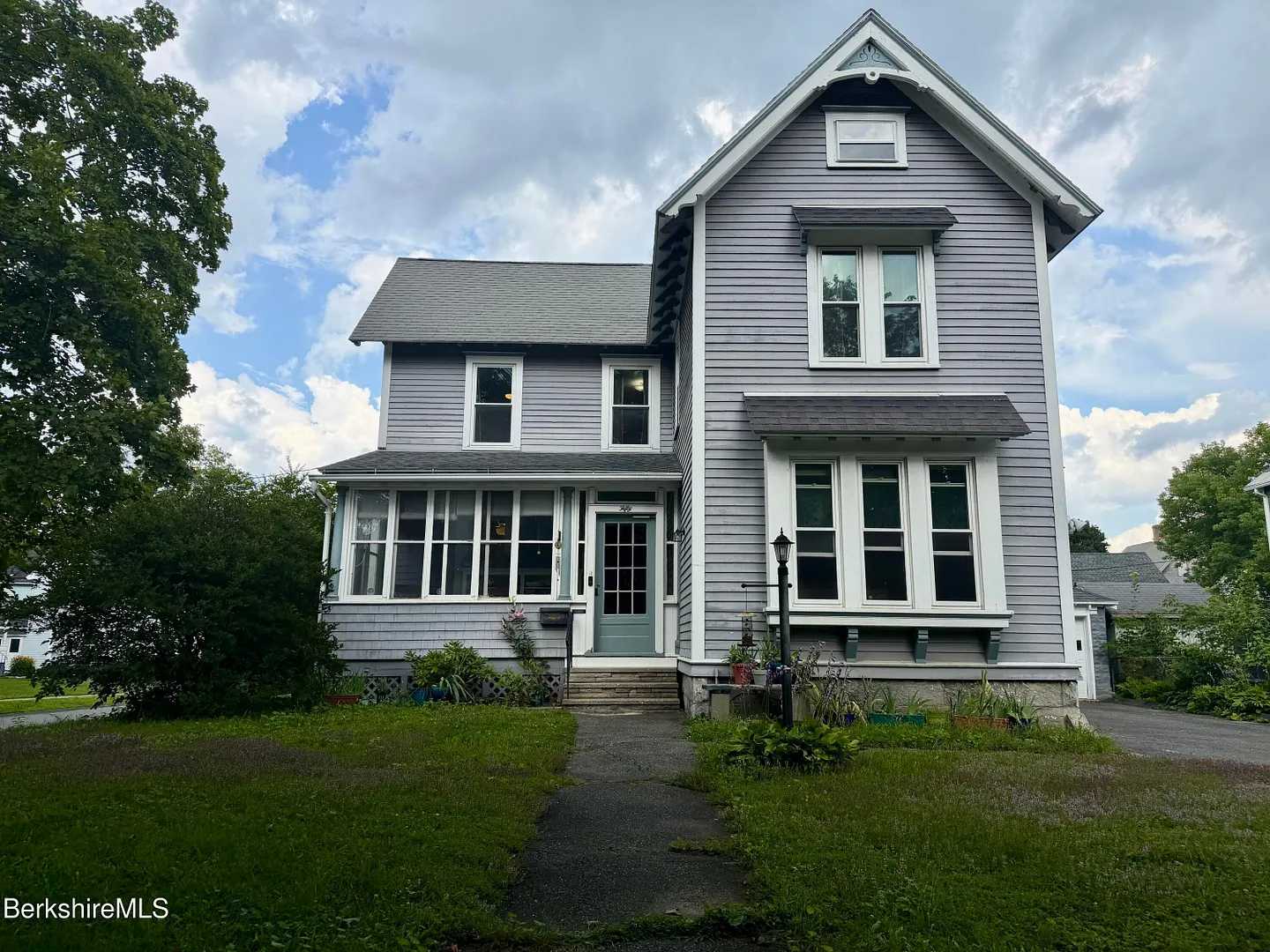 50 Buel St Photo 2