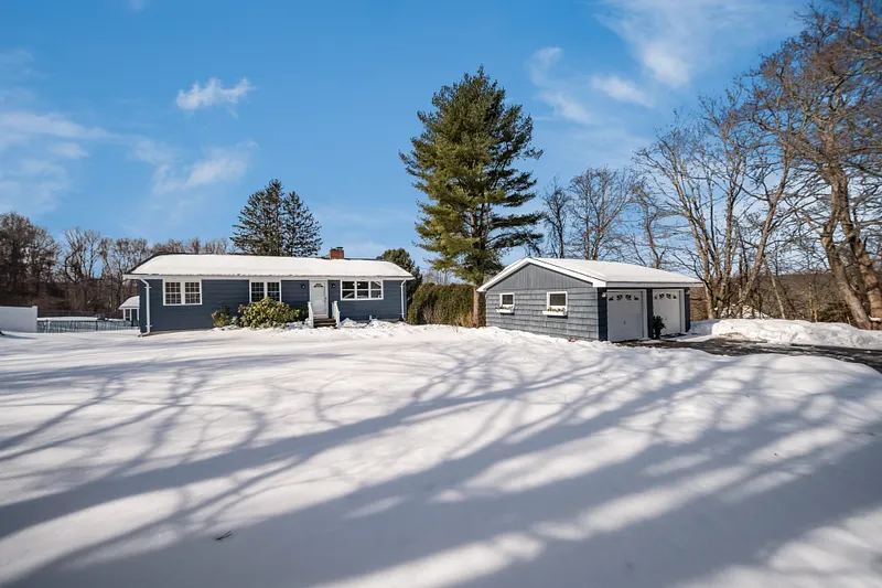 15 Wahconah Drive Photo 1