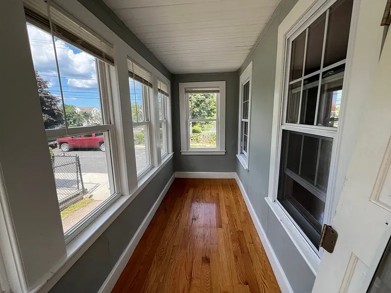 22 Murray St Photo 9