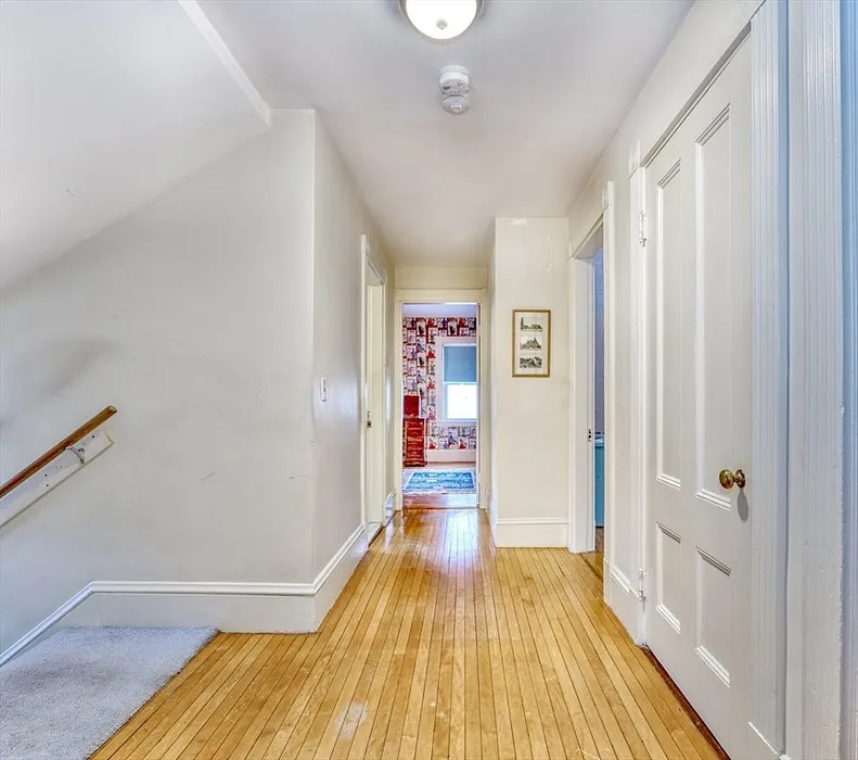 37 Glenwood Ave Photo 24