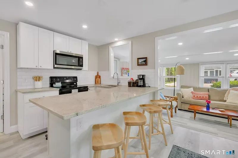 73 Chapman Beach Road Photo 6