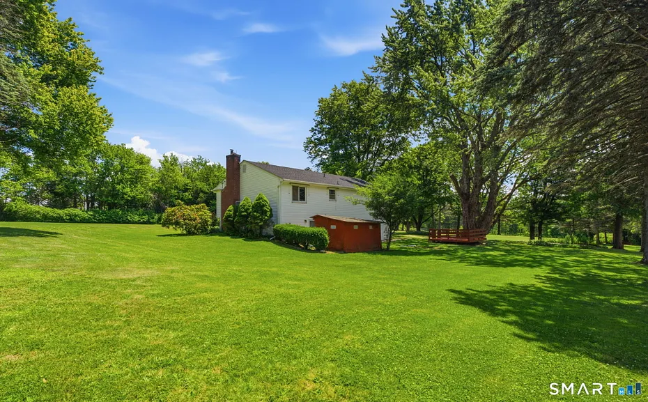 385 Cotton Hill Road Photo 30