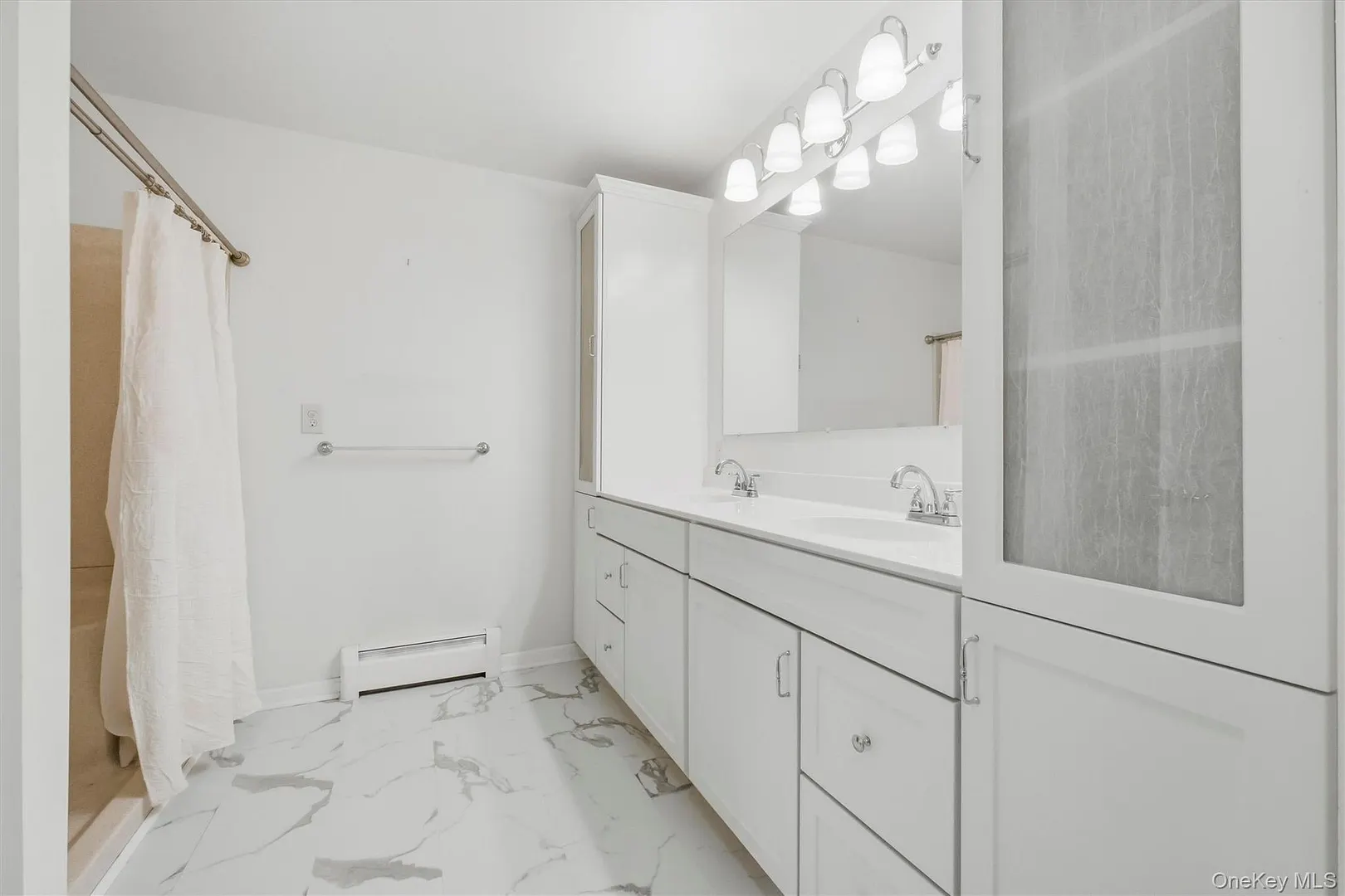 1069 Wolcott Avenue Photo 27