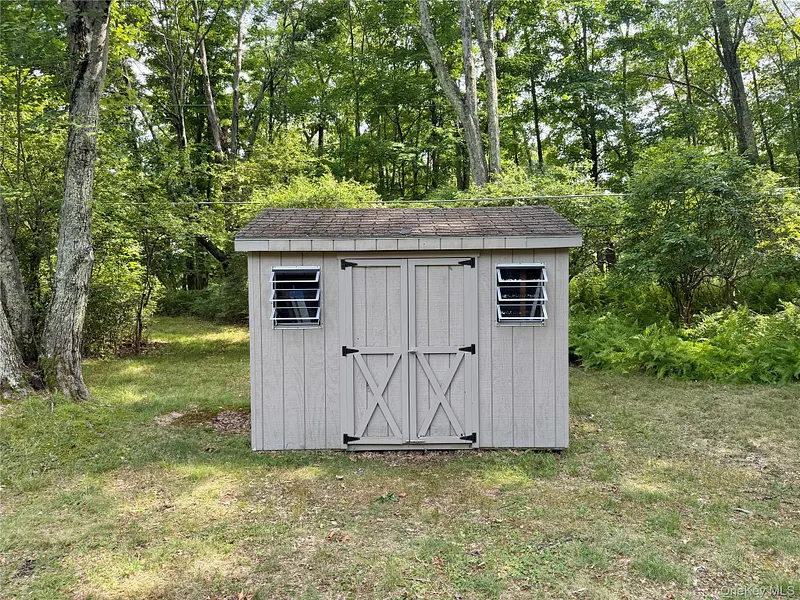 468 Decker Road Photo 30