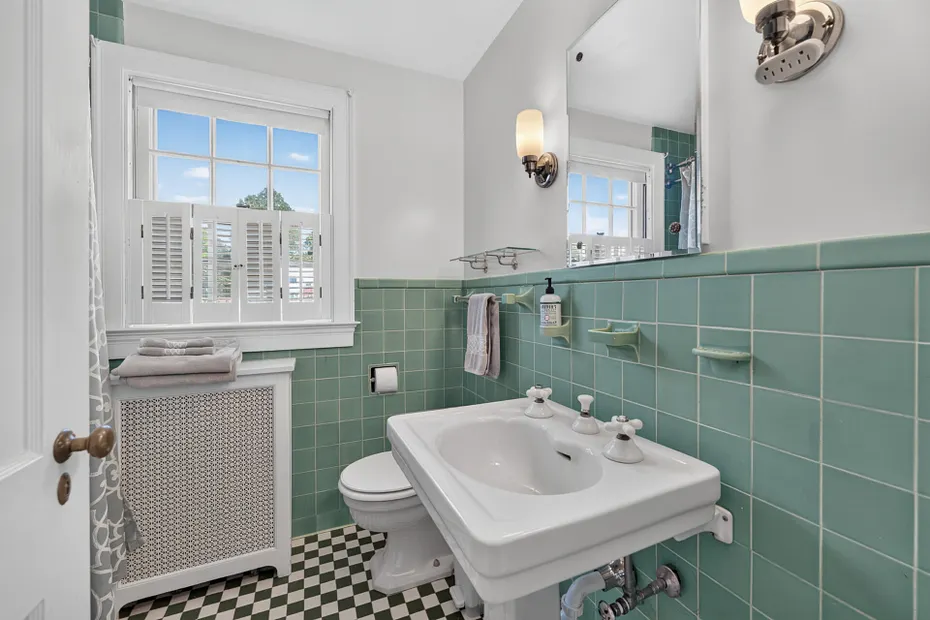 39 Glenwood Avenue Photo 20