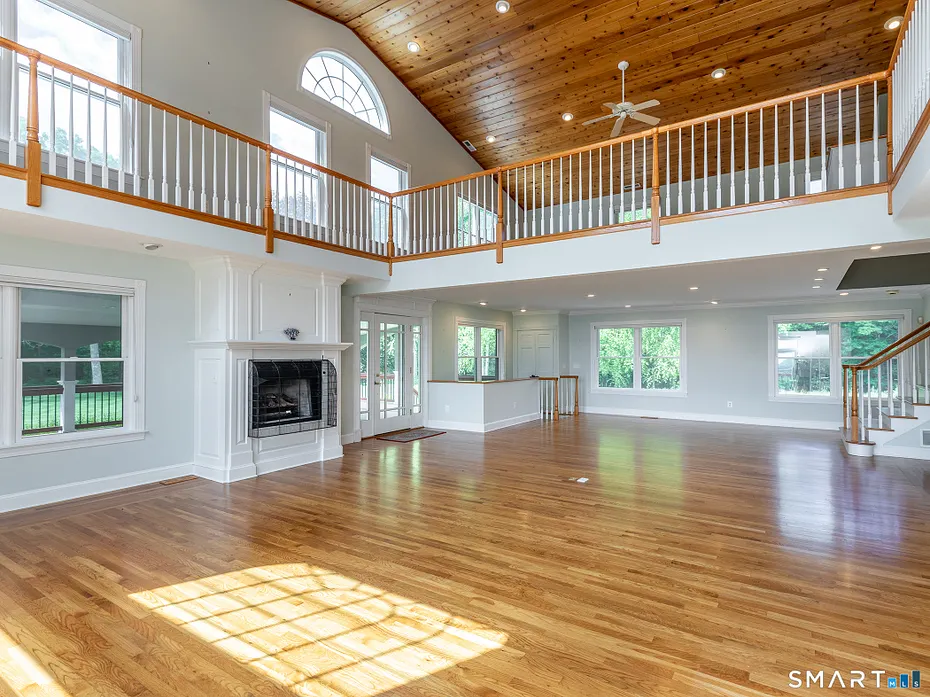 8 Sunrise Lane Photo 19