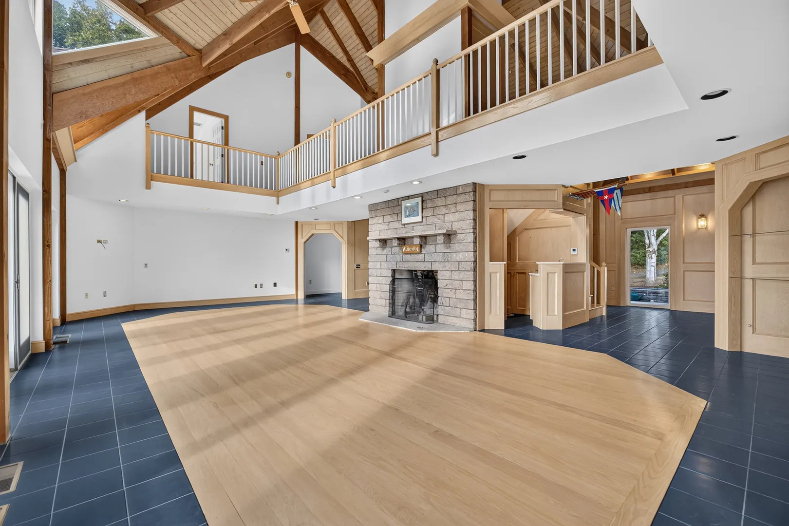 87 Cove Road Photo 7