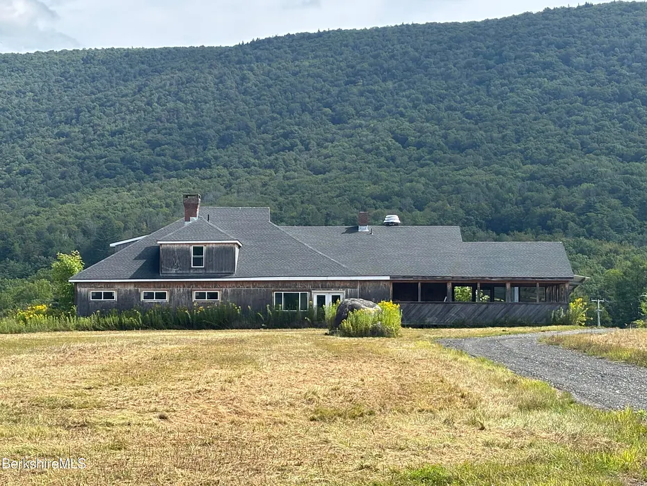 641 River Rd Photo 1