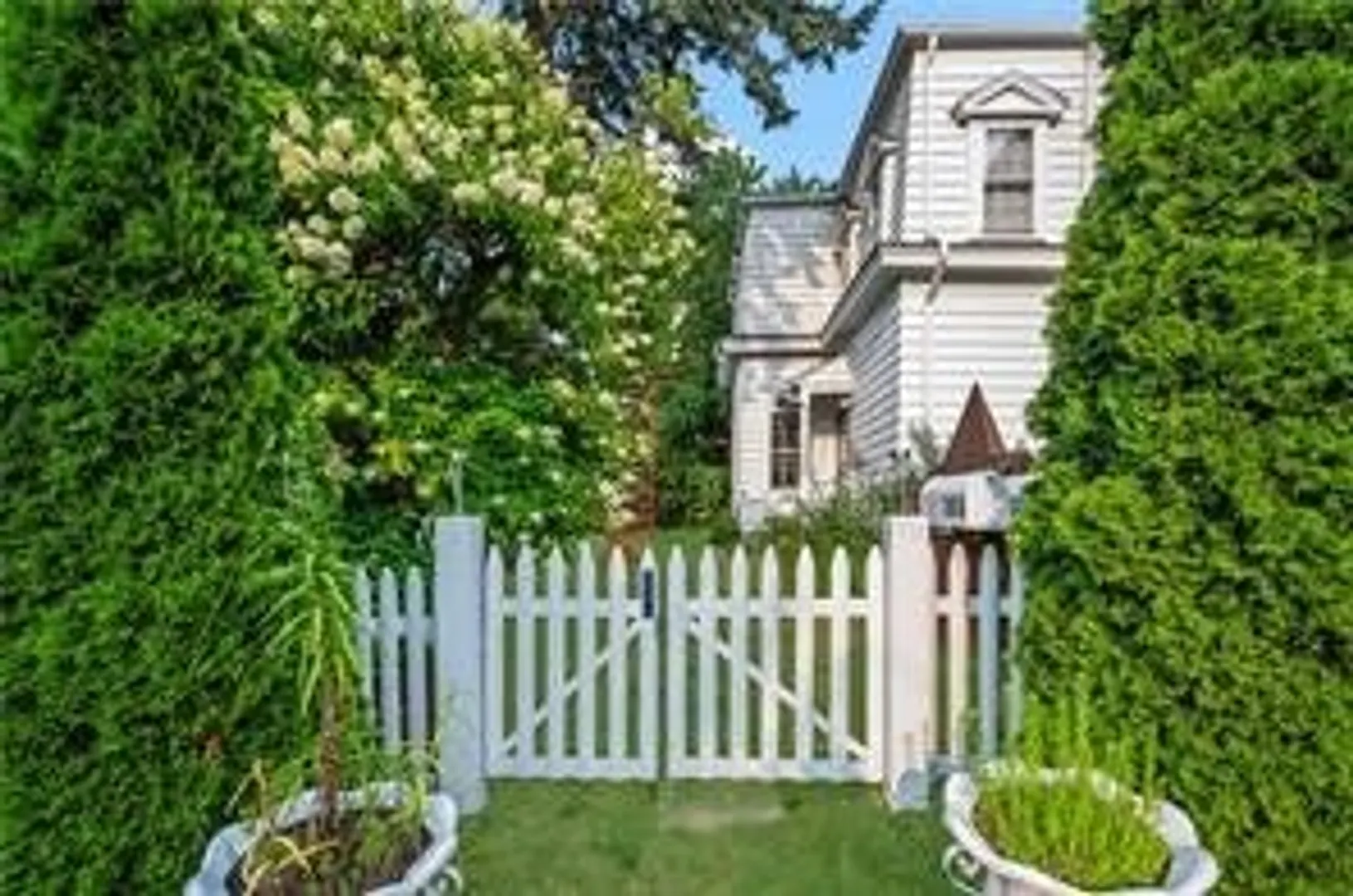10 Hendricks Street #1 Photo 15