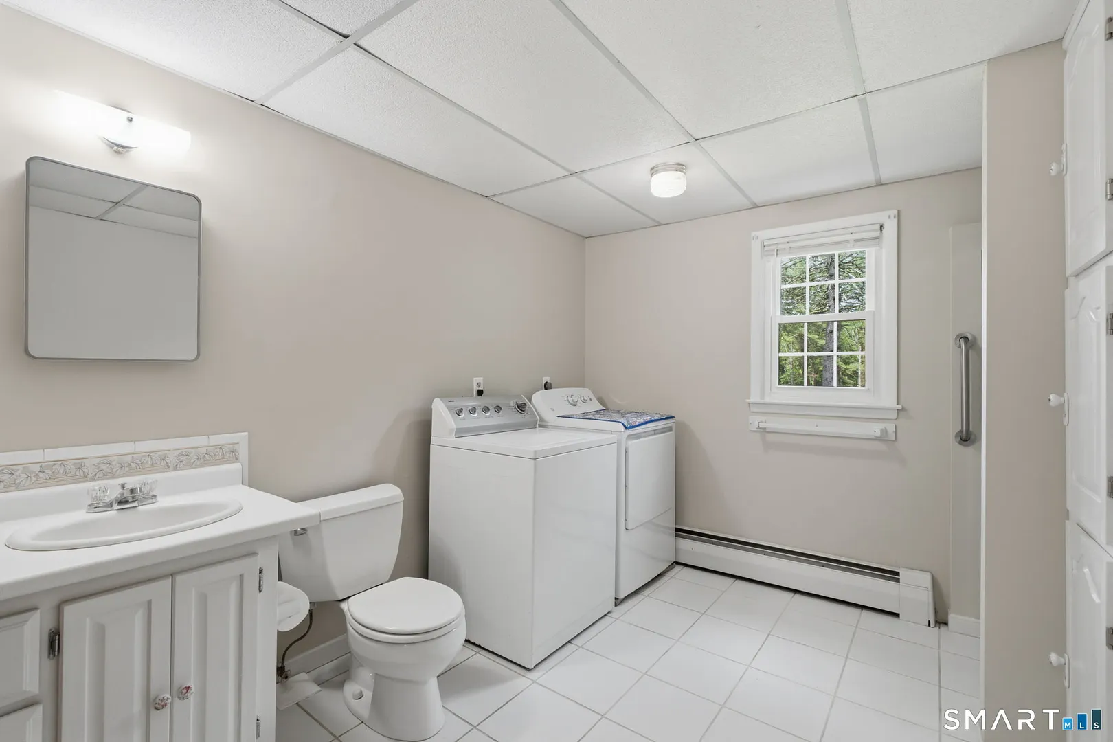 385 Cotton Hill Road Photo 22