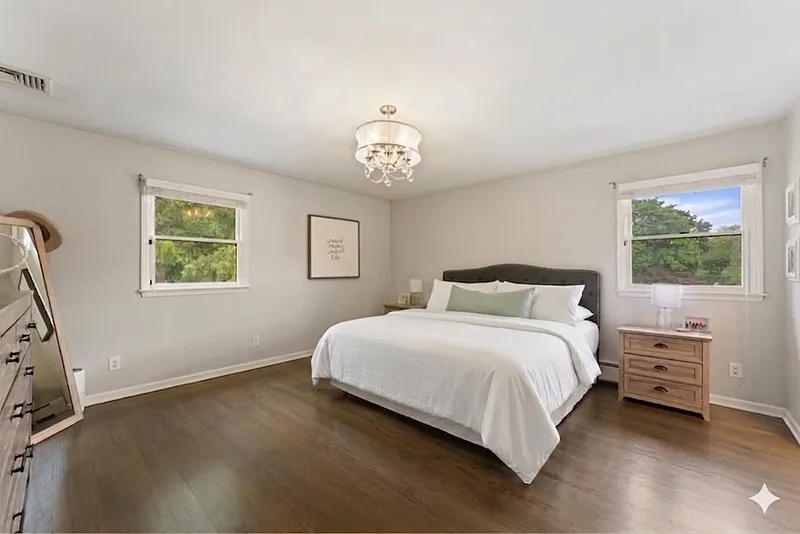 1 Sherwood Road Photo 15