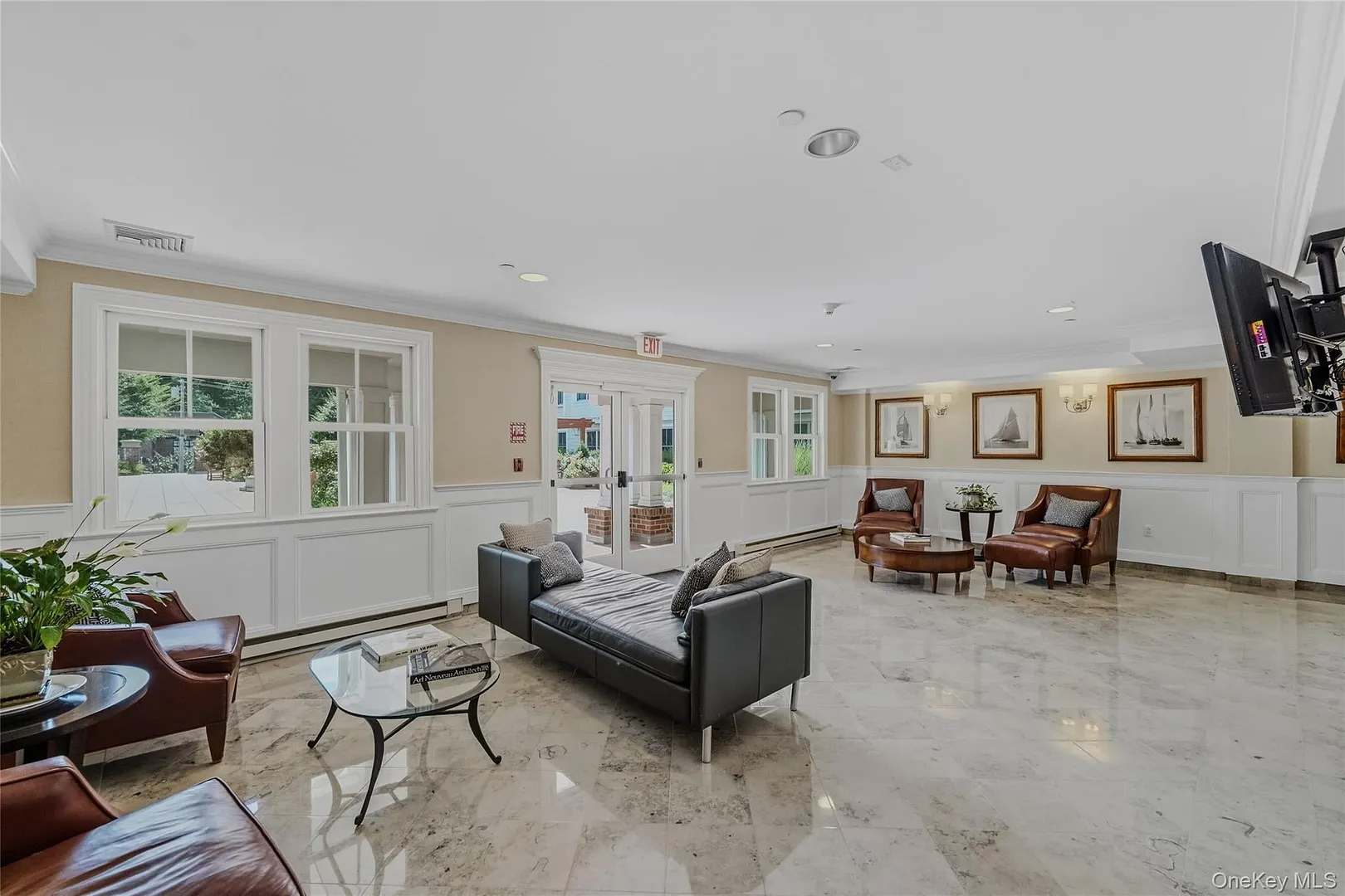 225 Stanley Avenue  #107 Photo 24