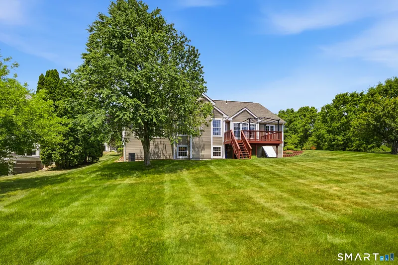 136 Talcott Ridge Road Photo 35