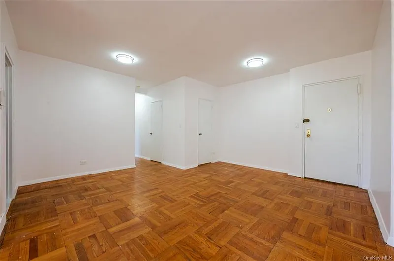 3850 Hudson Manor Terrace  #3AW Photo 7