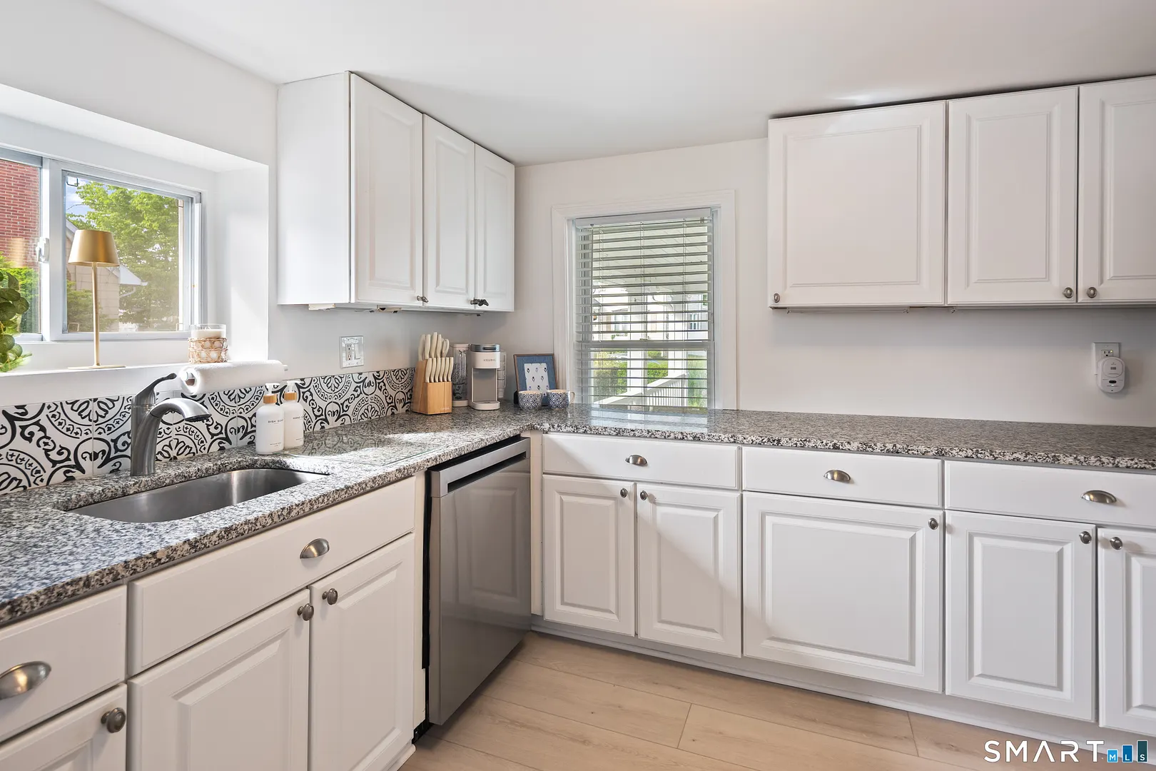 510 Reef Road Photo 11
