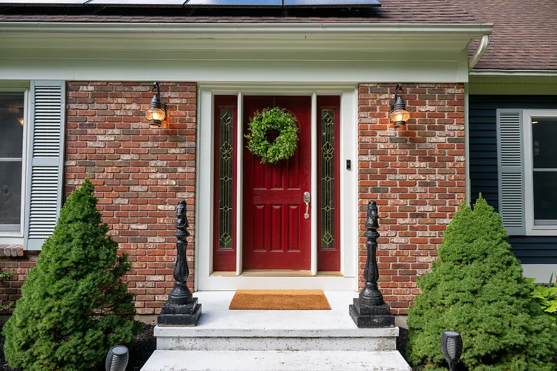 98 Dean Road Photo 2
