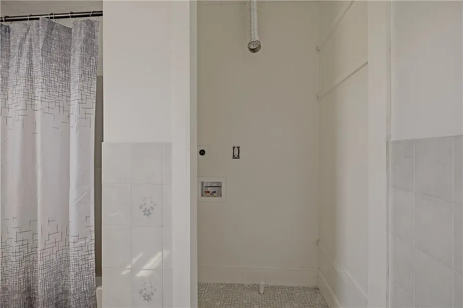 223 Oliphant Lane  #B Photo 24