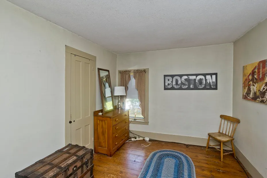 40 Somers Rd Photo 19
