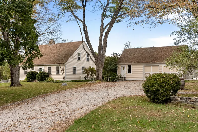 5 Elys Ferry Road Photo 14