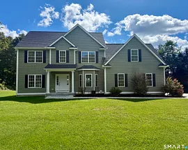 26 Fox Hollow Drive