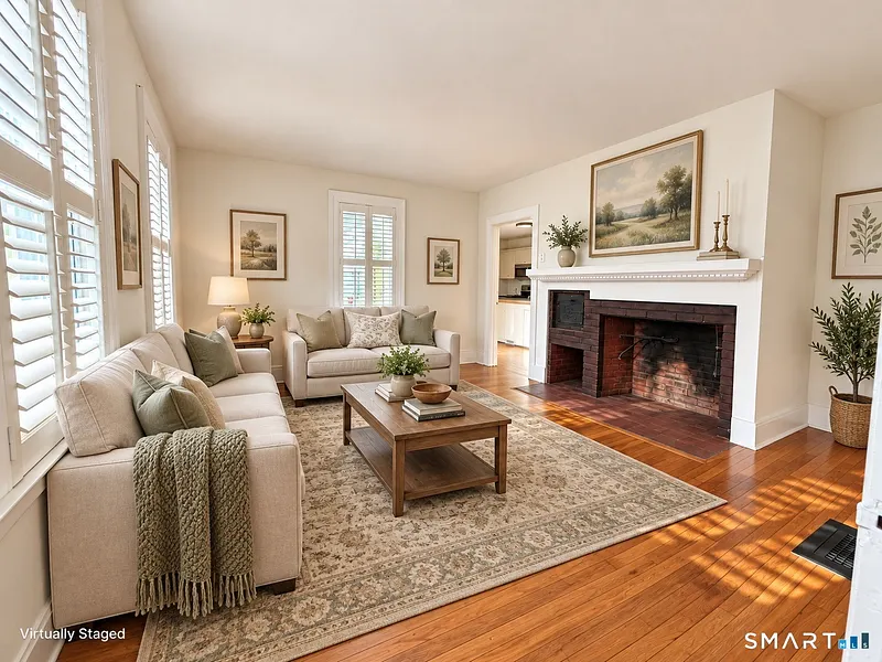 63 Golden Hill Street Photo 7