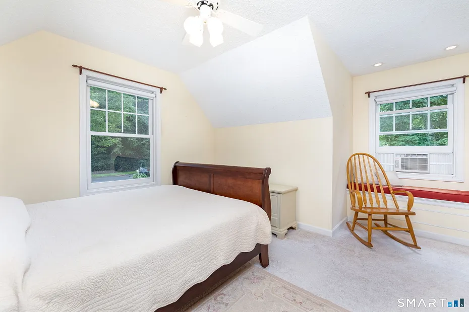 31 Knollwood Drive Photo 24