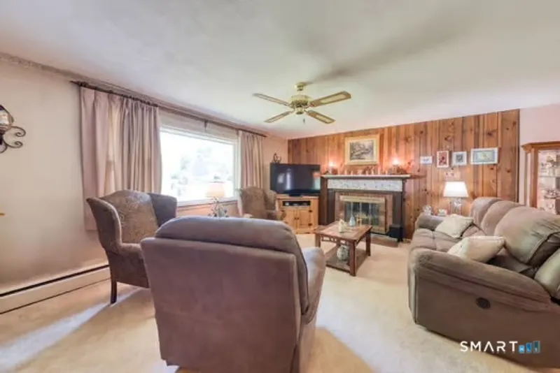 38 Kenwood Drive Photo 17
