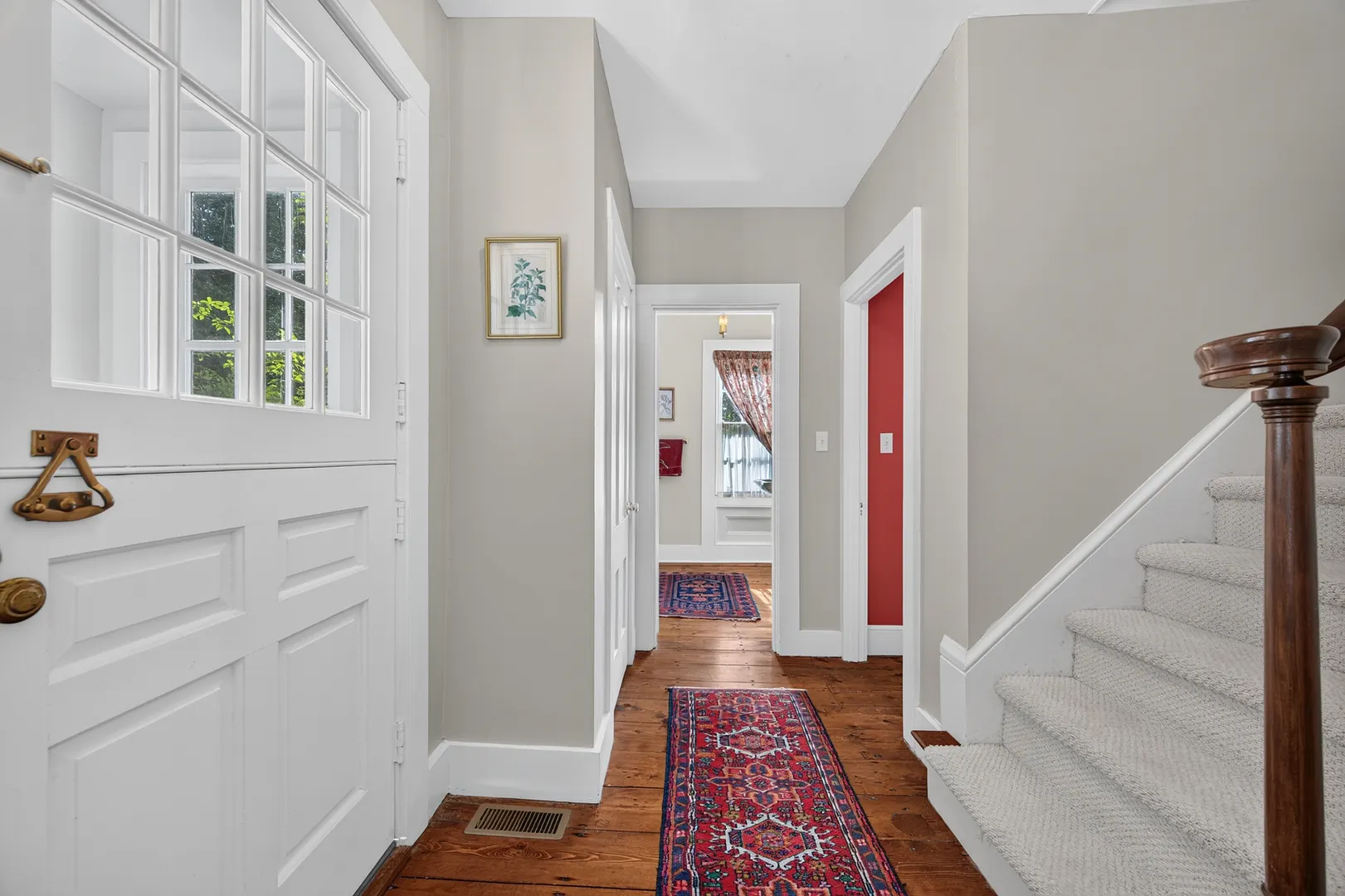 9 Ingham Hill Road Photo 22