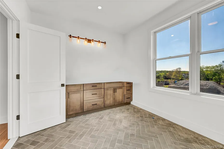 71 Abu Mousa Drive Photo 26