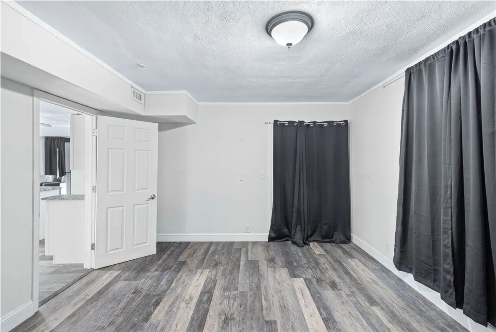117 Chestnut Hill Avenue Photo 18