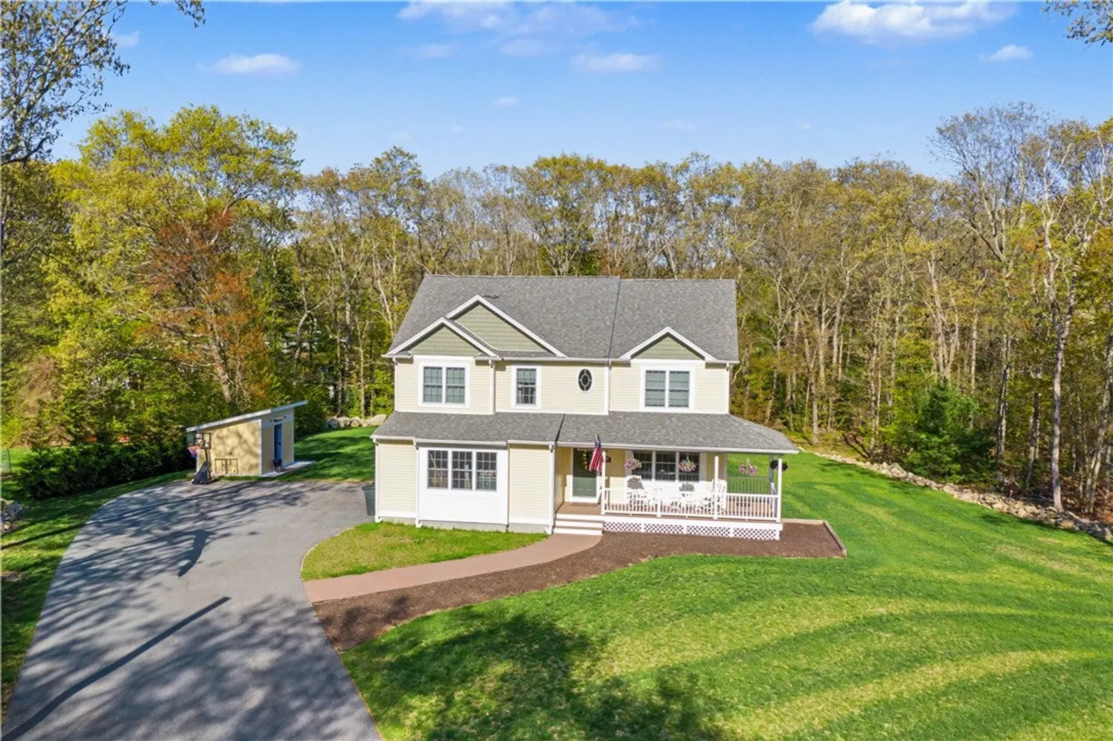 100 Franklin Road Photo 2