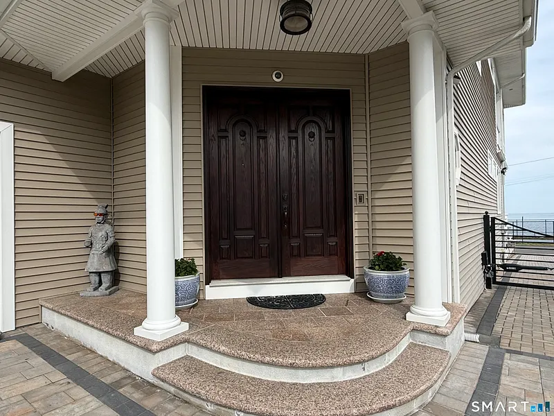40 Hawley Avenue Photo 22