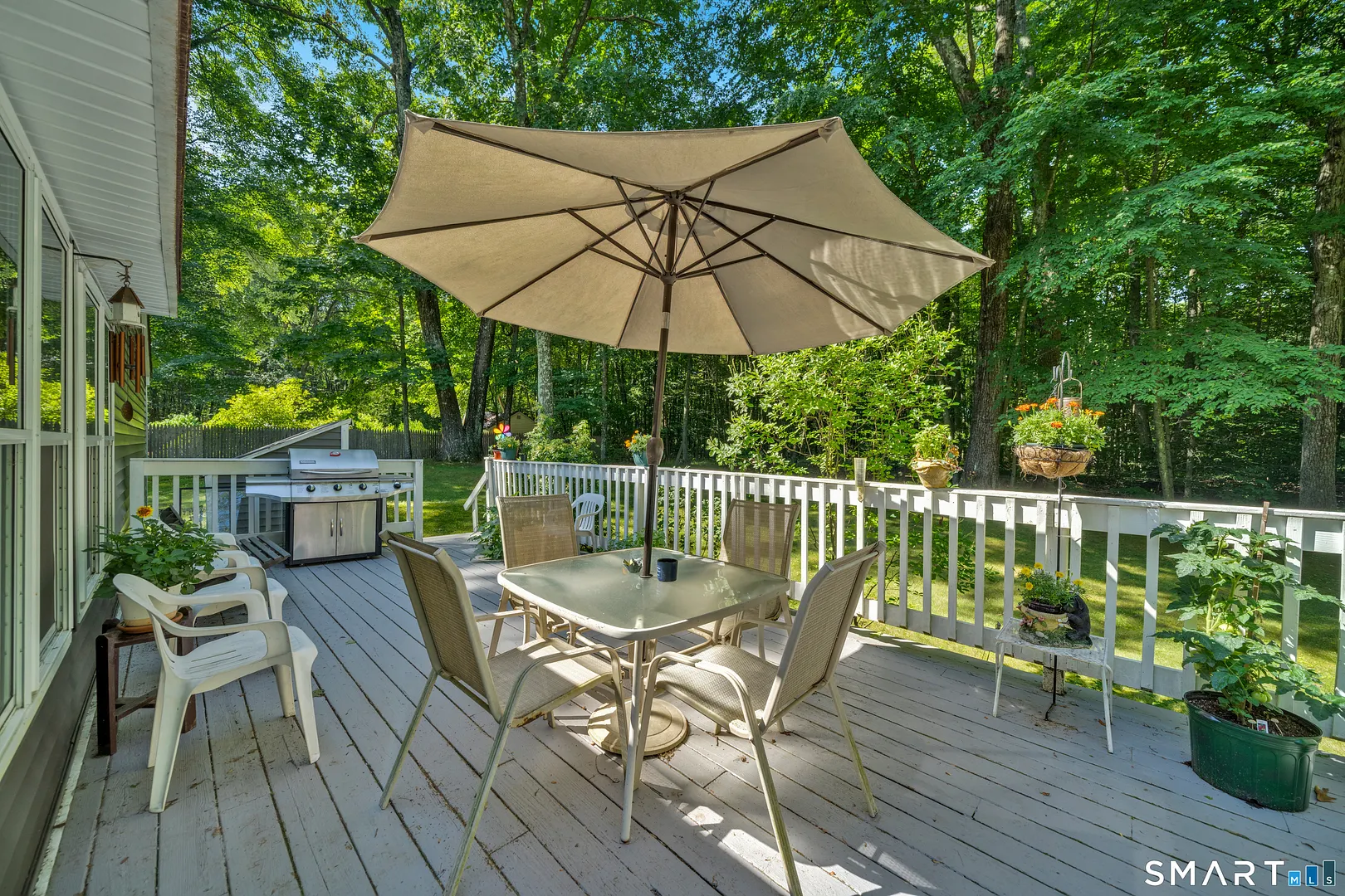 Suffield Single Family Photo 10