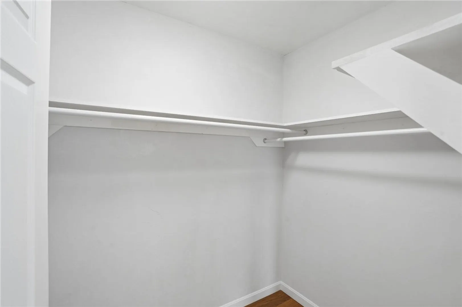 8 Teresa Ann Crossing Photo 28