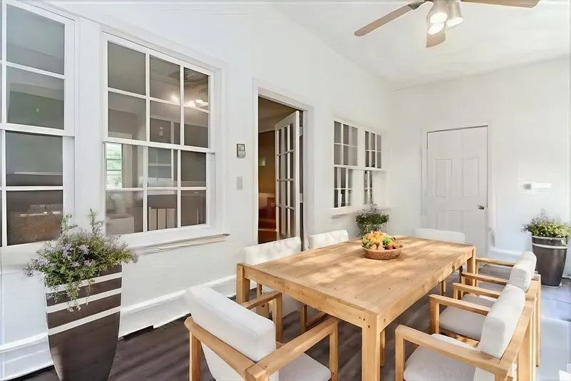 142 Bacon Street Photo 25