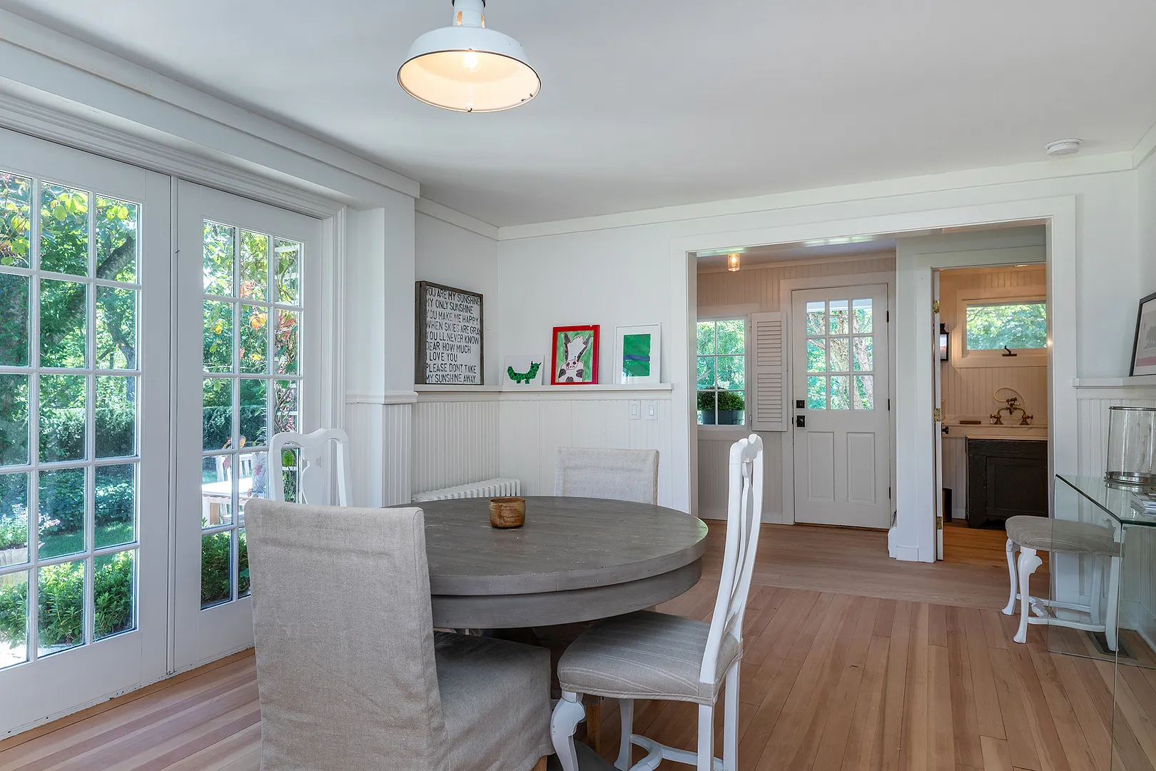 135 Wykeham Road Photo 14