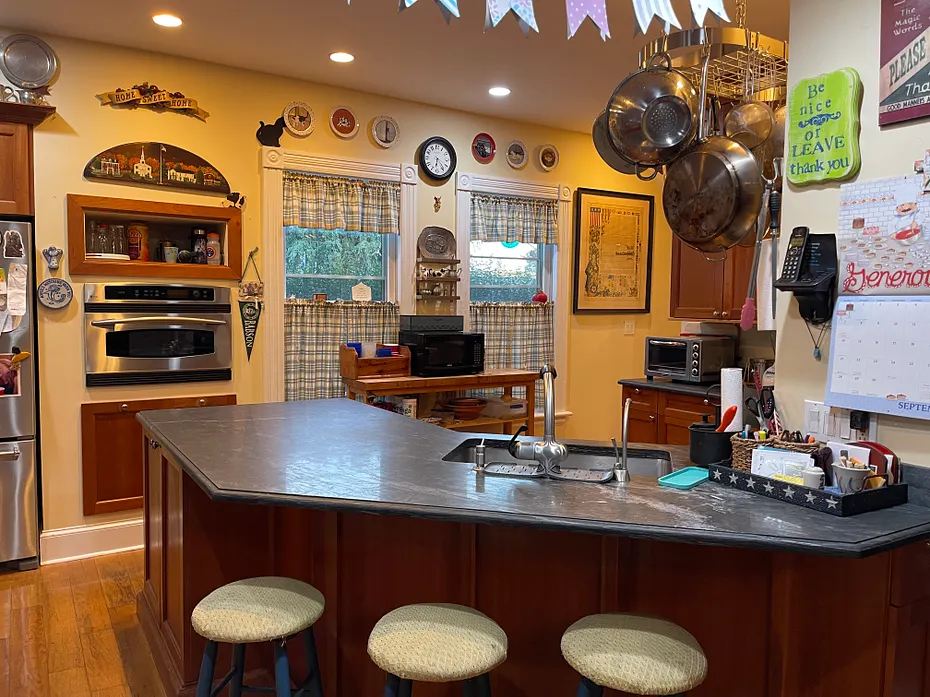 126 East Avenue Photo 5