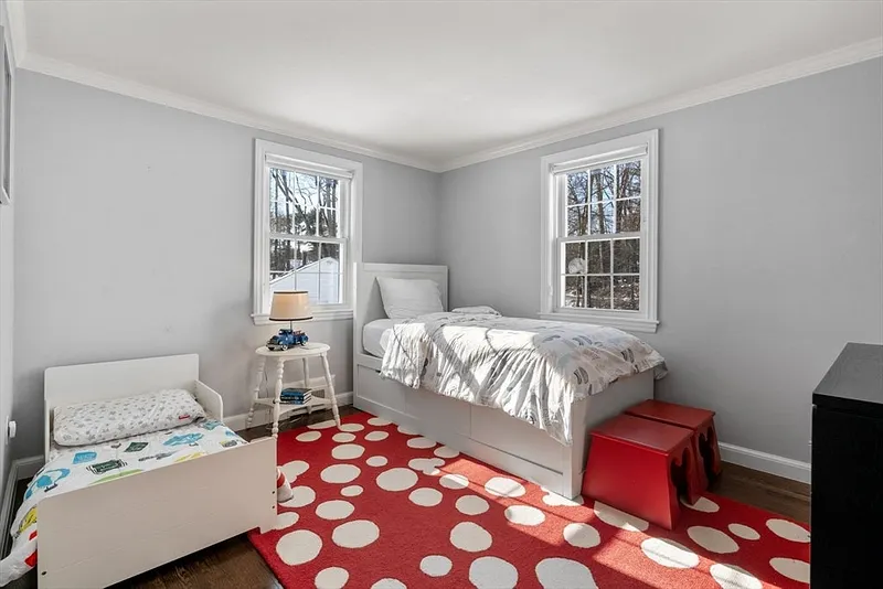 9 Gloucester Road Photo 18