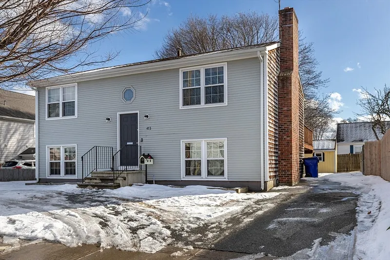 453 Columbus Ave Photo 3