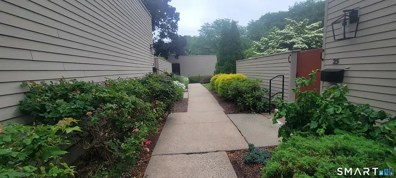37 Charlton Hill Road #37 Photo 3