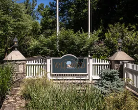 40 Trailhead Lane