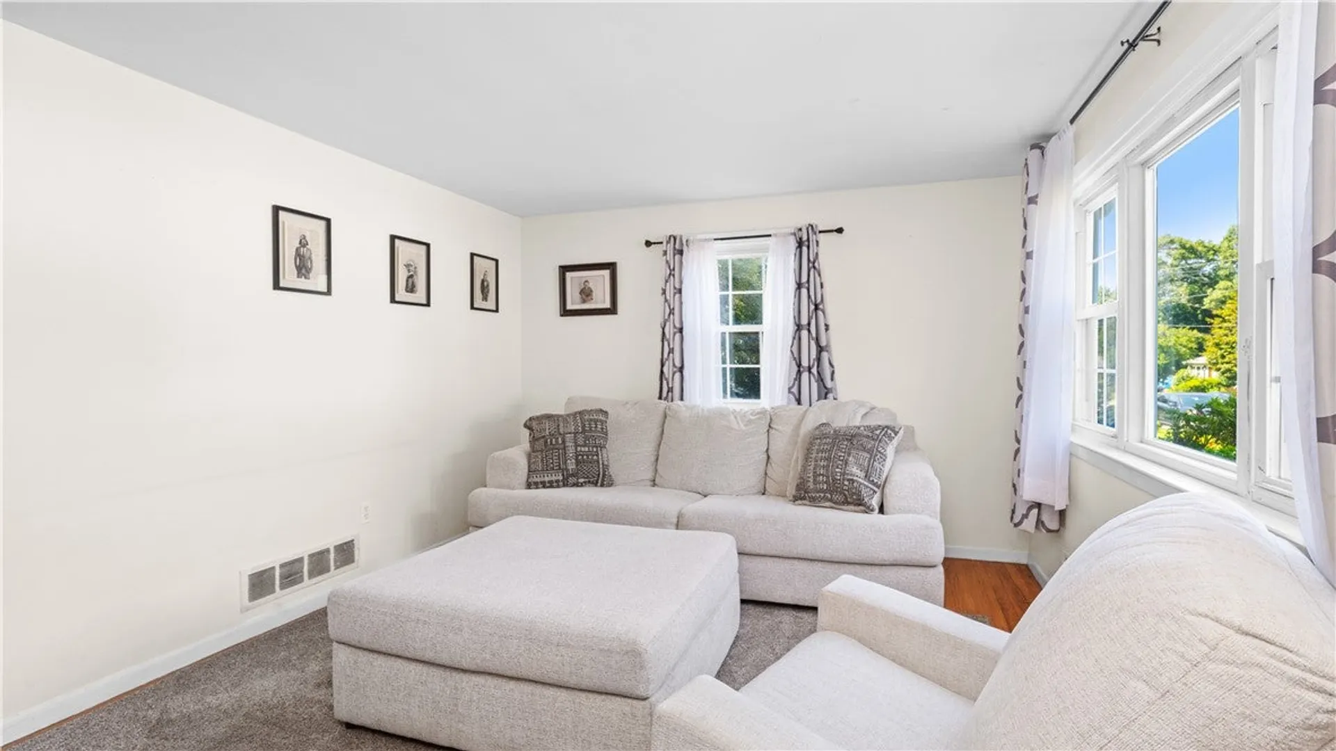 52 Brentwood Avenue Photo 13