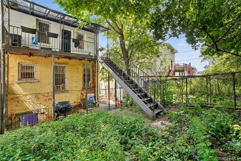 105 Palisade Avenue Photo 32