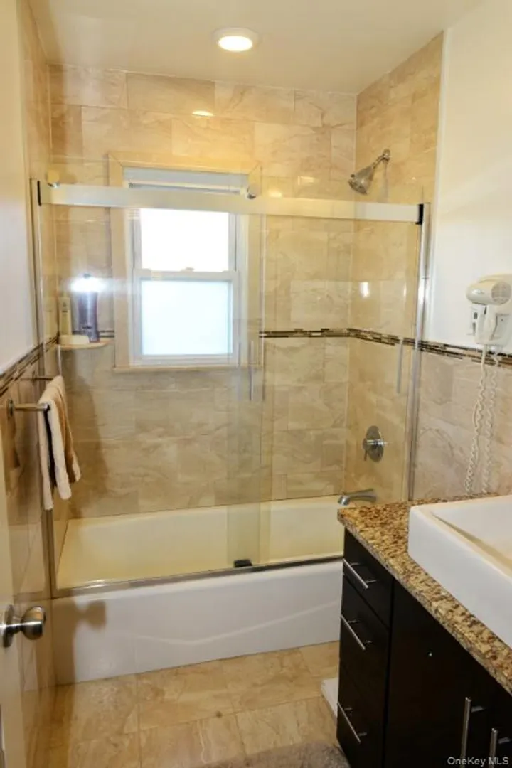 69 Wingate Road Photo 33