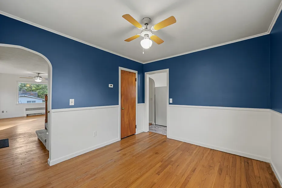 66 Roselyn Dr Photo 11