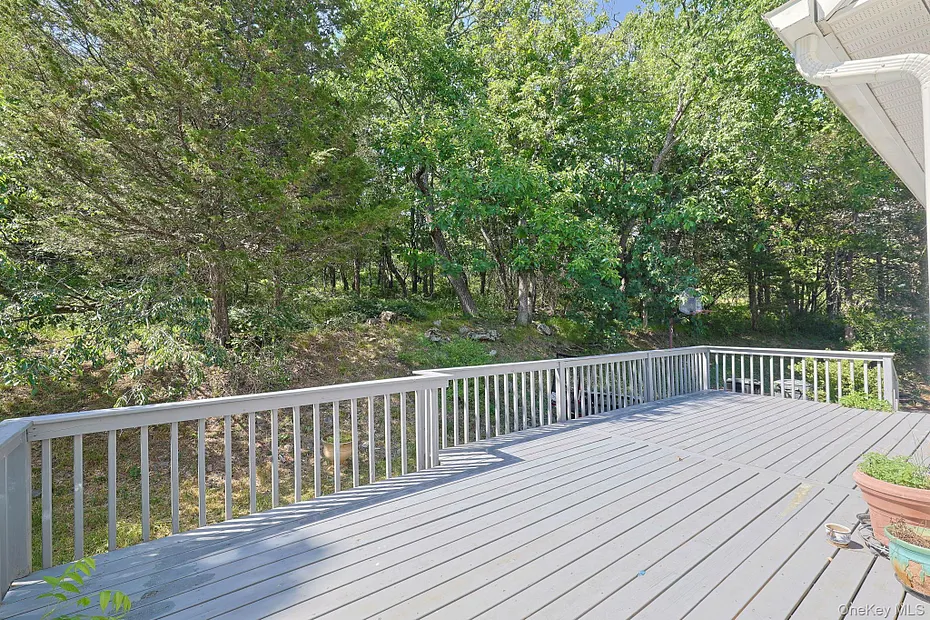23 Allison Drive Photo 24