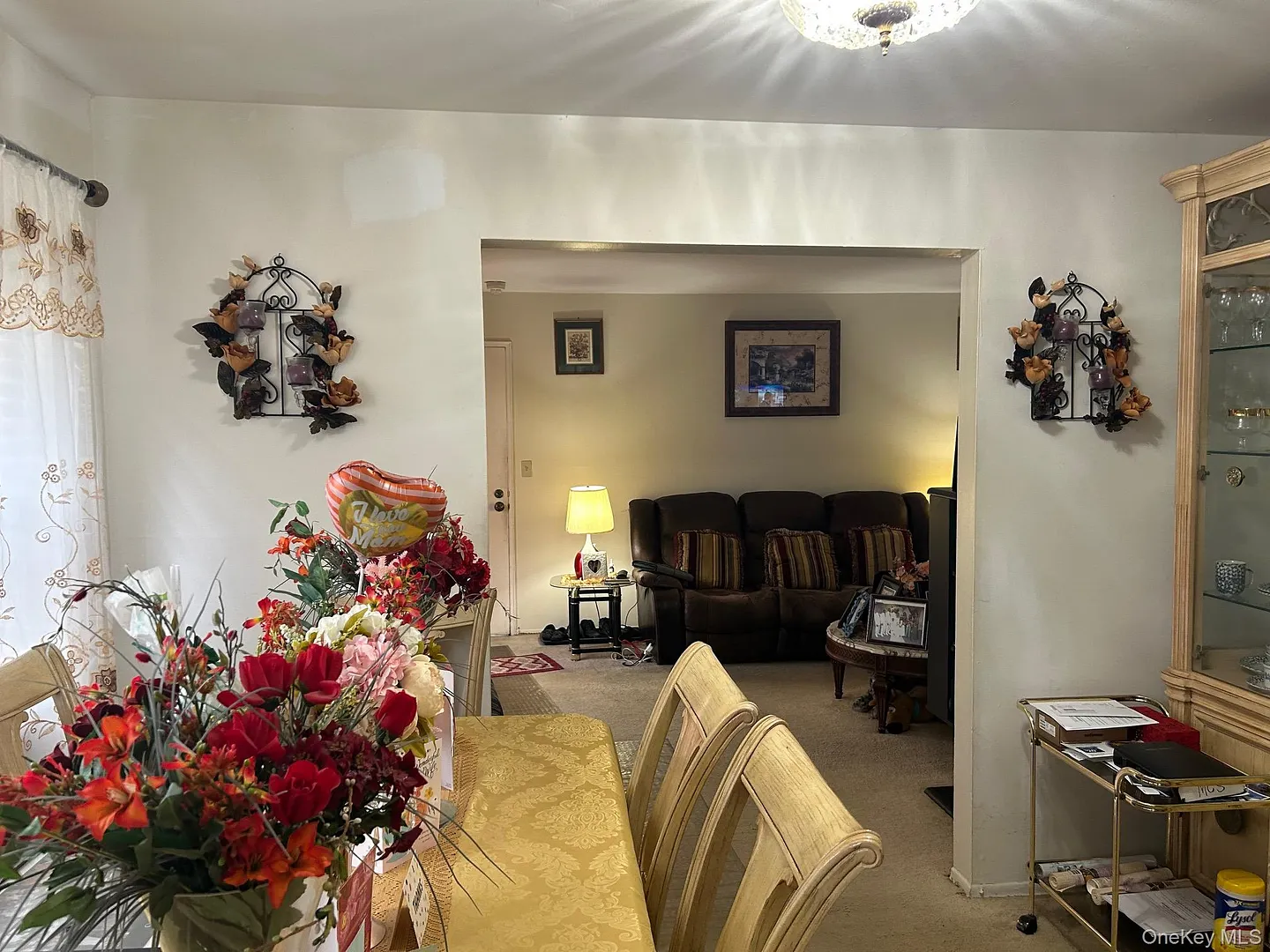 107 Sneden Place W #107 Photo 8