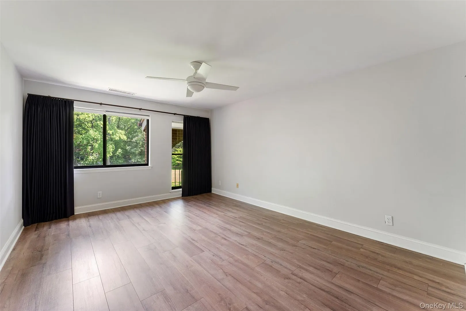 18 Bronxville Glen Drive  #3-12 Photo 18