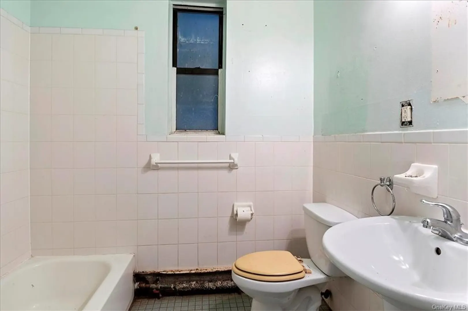 1012 Faile Street  #1012A Photo 17
